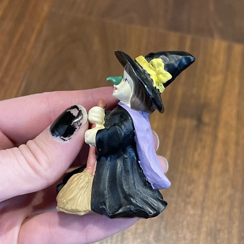 Vintage Halloween Ceramic Trick or Treat Kids Witch Pumpkin Devil 3